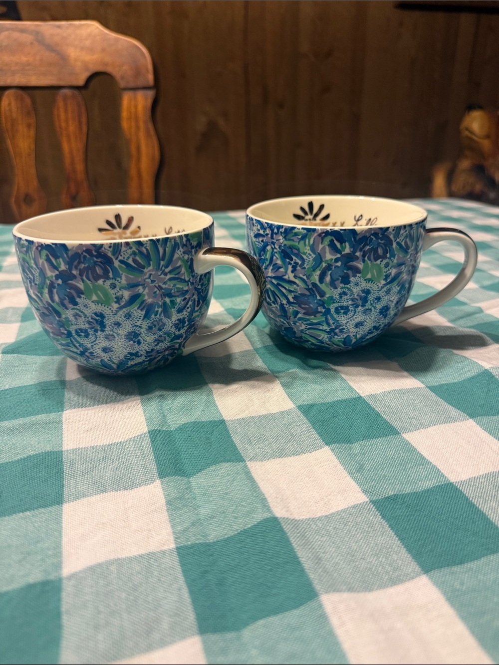 Lilly Pulitzer tea/coffee mugs (2)
